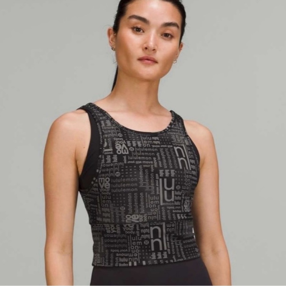 Lululemon power pivot tank size 8 black gray logo